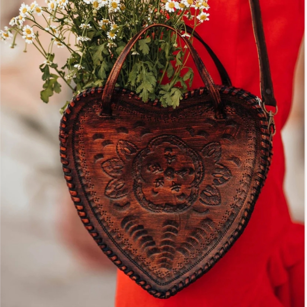 Handmade Leather Tooled Heart Purse Flower Vintage Whip Stitch Convertible Bag ♥